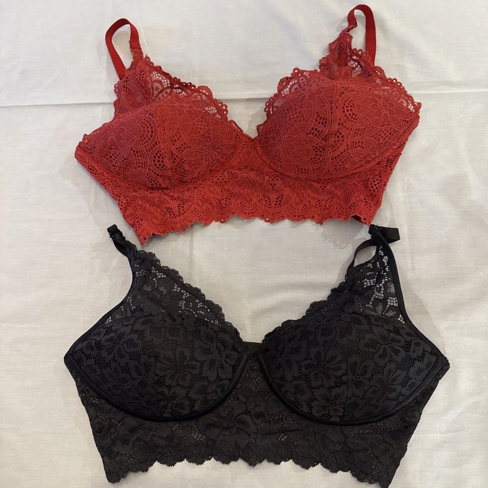 Maidenform Lot Of 2 Lacy Bras Size 36 D,   DM 1188 Black + Red  Light Padding
